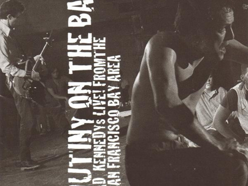 Mutiny On The Bay (Live)