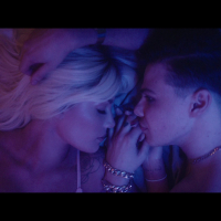 11 Minutes (MV) (Single)