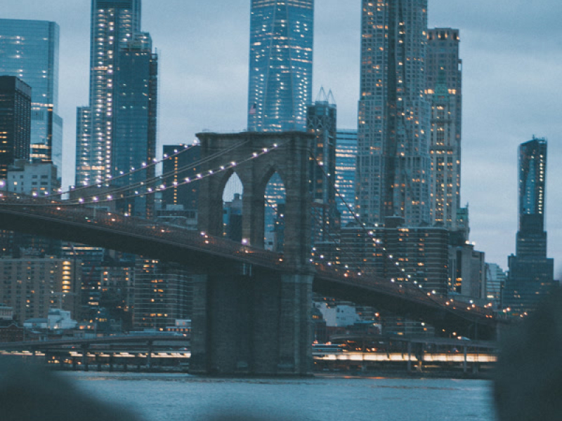 Hold Me Closer (Single)