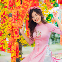 Thì Thầm Mùa Xuân (Single)