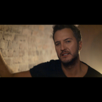 What She Wants Tonight (MV) (Single)