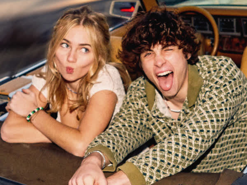 stuck on us (Single)