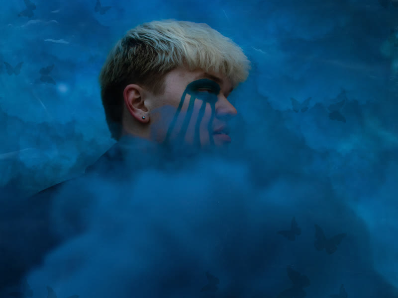 Pääkallokiitäjä (Single)