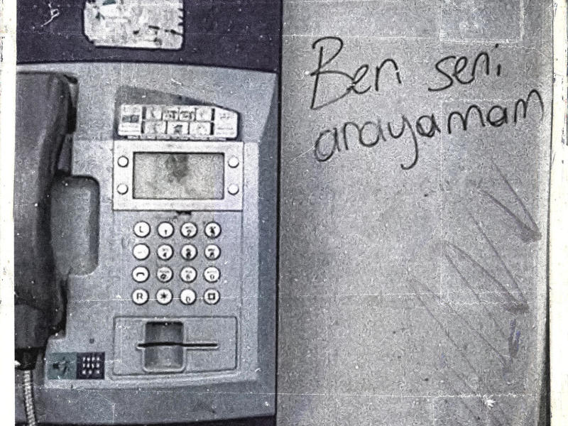 Ben Seni Arayamam (Single)