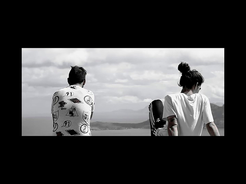 Entre Cuervos (Single)