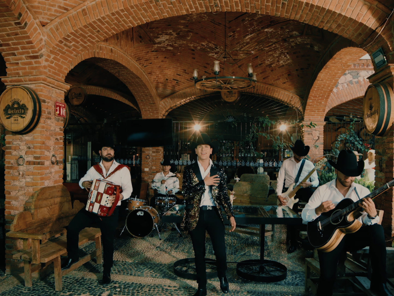 Jugaste Conmigo (MV) (Single)