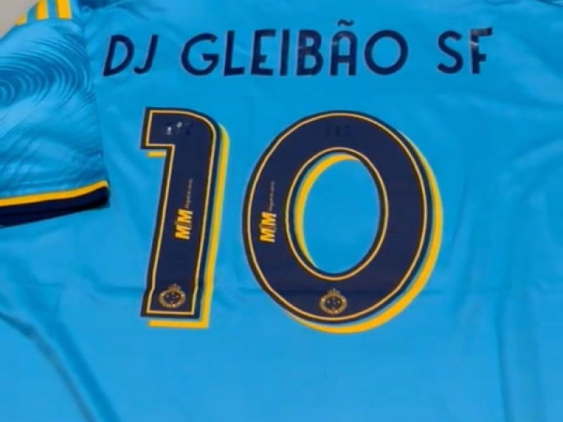 EXPLANOU PRA SUAS AMIGA x PITBULL DO CHEFEE (Single)