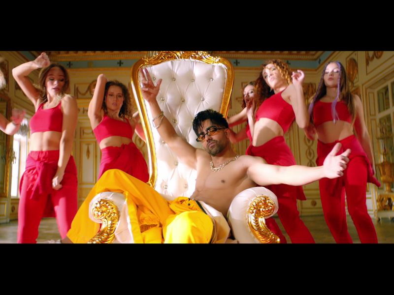 Kudiyan Lahore Diyan (Single)