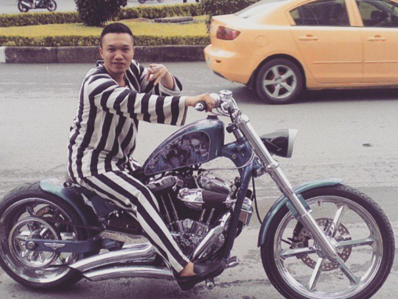 Tự Do (feat. Trịnh Quang Khánh)