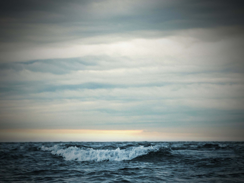 Spa and Massage Therapy with Calming Sounds of Ocean Waves (Single)