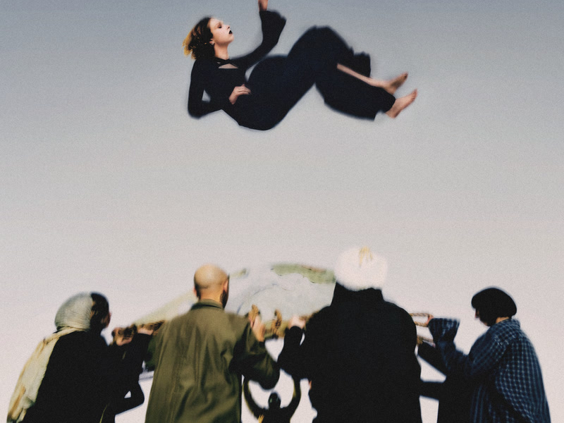 we2assume2many2roles (Single)