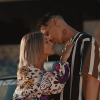 Mine Mazi Mou (Single)