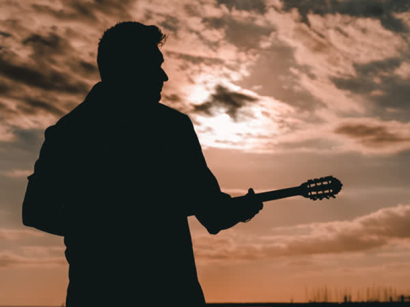 Ksimeroni Kyriaki (Single)