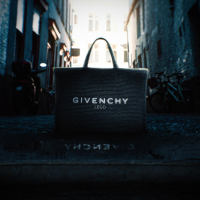 GIVENCHY (Single)