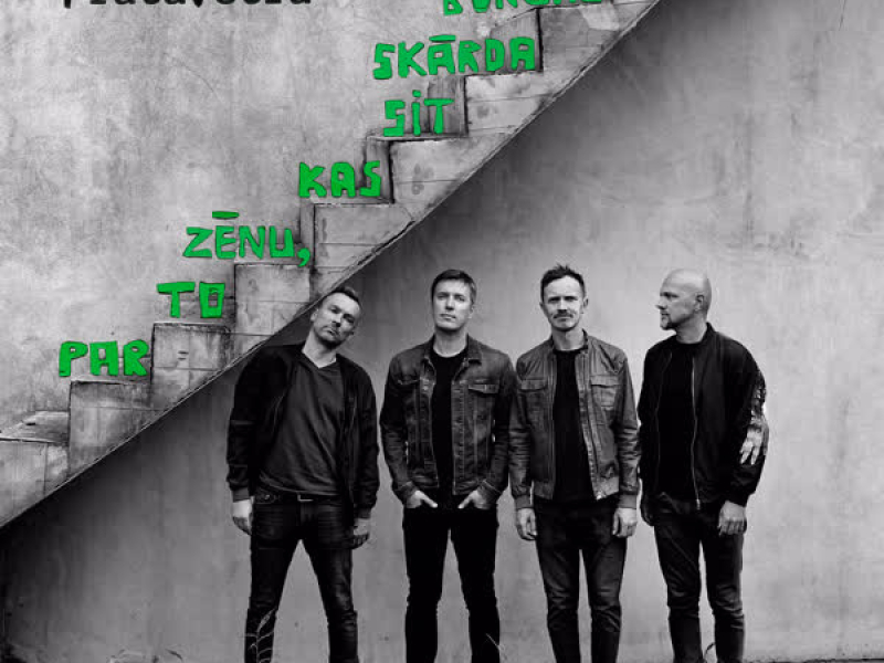 Par to zēnu, kas sit skārda bungas