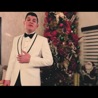Ven A Mi Casa Esta Navidad (MV) (Single)