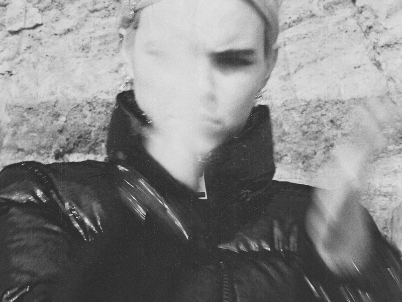 Back To Black (Single)