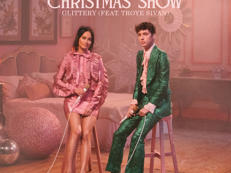 Glittery (From The Kacey Musgraves Christmas Show Soundtrack) (Single)