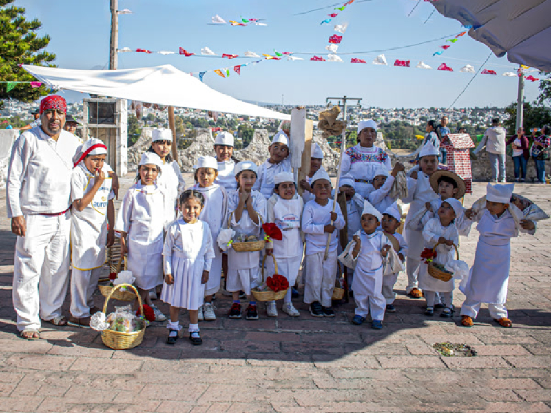 Panaderitos de San Juan Totolac cuna del pan de fiesta (Single)