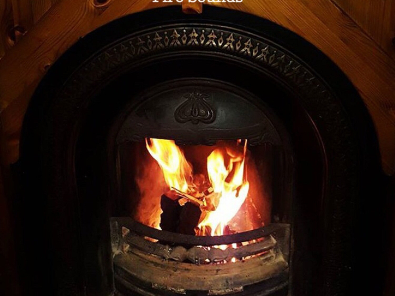 Warm Crackling Fireplace Fire (Single)