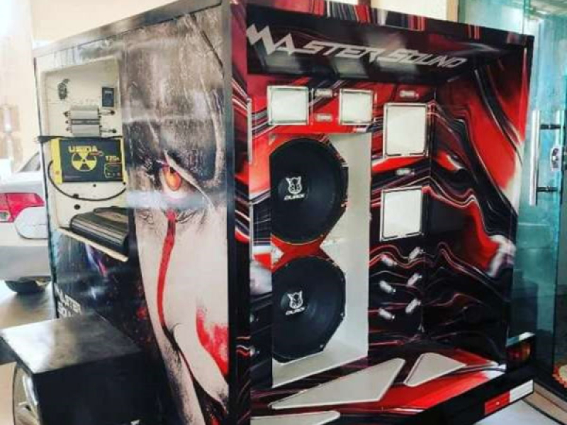 TOCA AS CORNETAS vs BOTA RÉ E VEM NE MIM (Single)