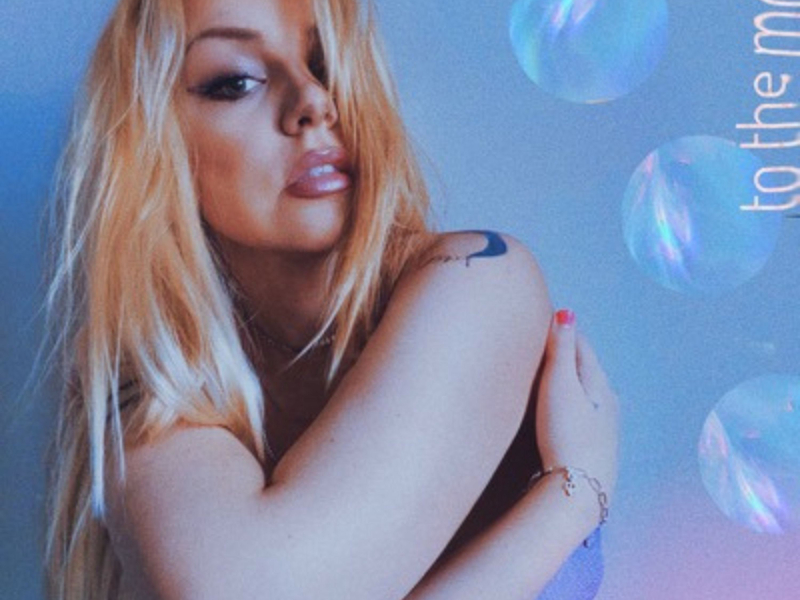 To The Moon (Single)