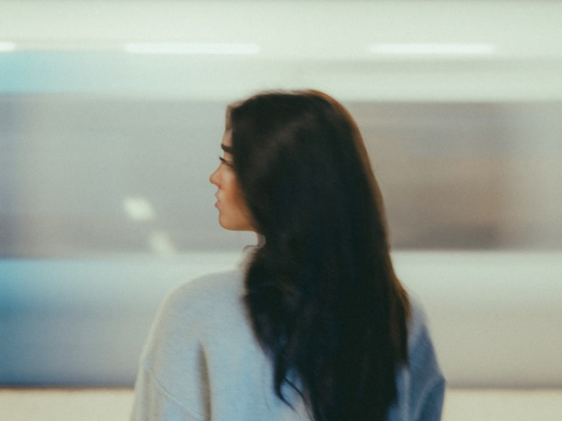 En station ifrån (Single)