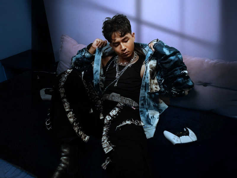 NHƯ NHAU THÔI (Single)