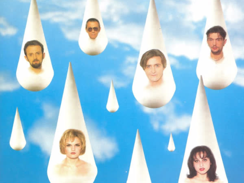 Bijele Suze Padaju Na Grad