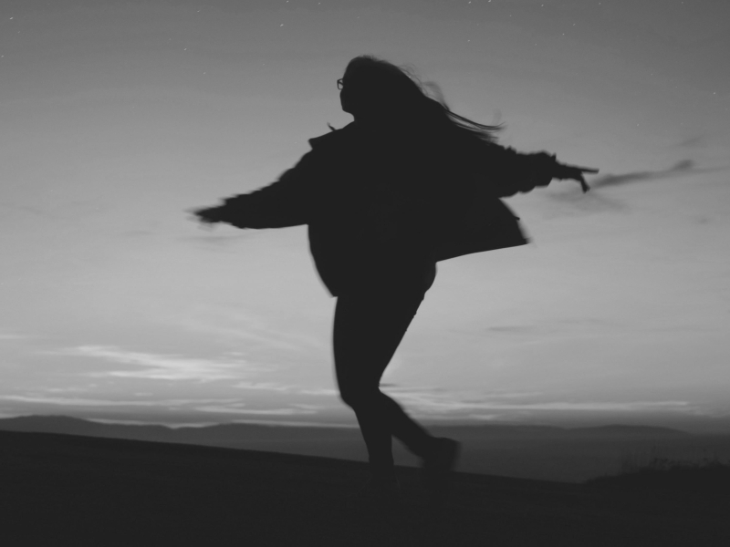 عيش احلامي ليلة (Single)