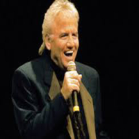 Love Is in the Air (Single)