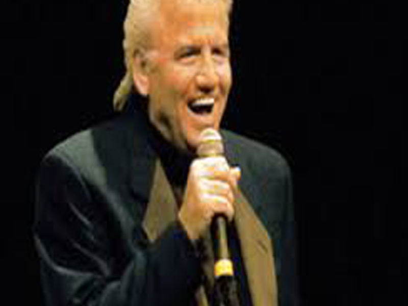 Love Is in the Air (Single)