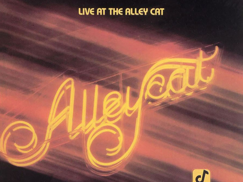 Live At The Alley Cat (Live At The Alley Cat Bistro, Culver City, CA / June 1987)