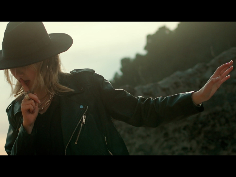 Alors chut (MV) (Single)