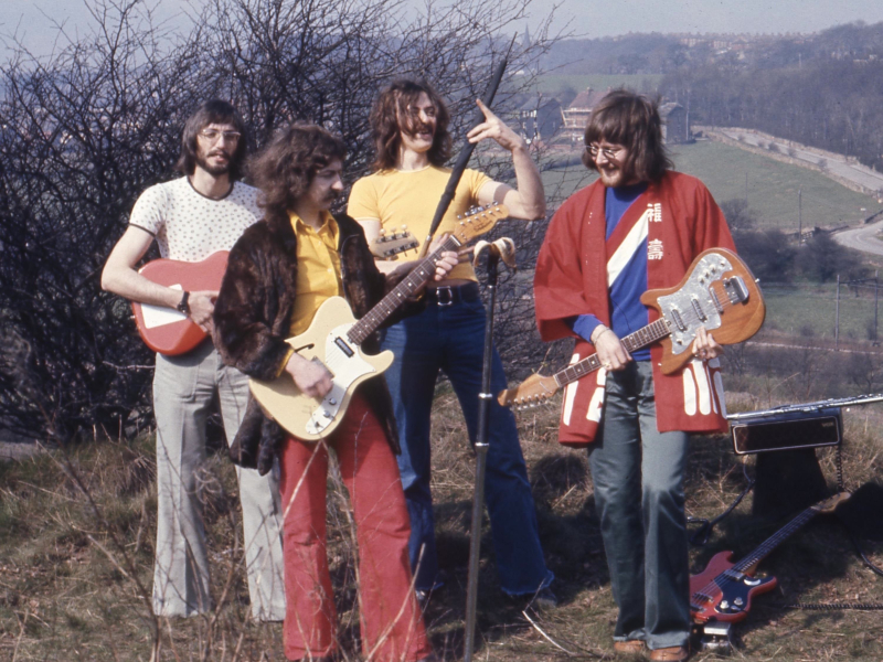 Lost On You (Single)