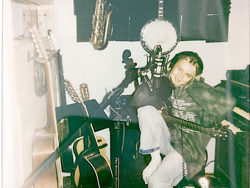 Backyard Boy (Stripped) (Single)