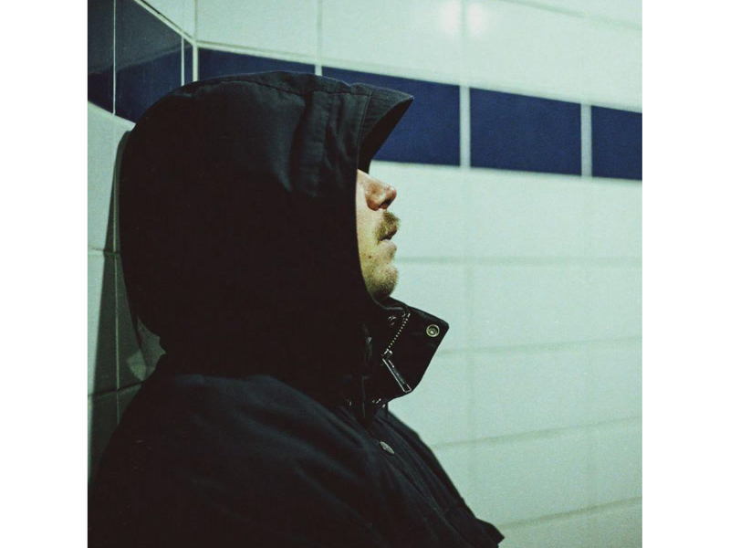 Viimeisellä asemalla (Single)