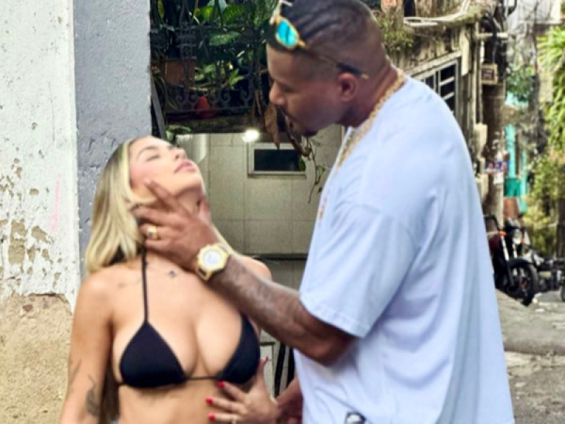 ESSA E DO JOB ELA TRABALHA NA VIDA EU SOU DA BOCA DO ESQUADRÃO SUICIDA (Single)