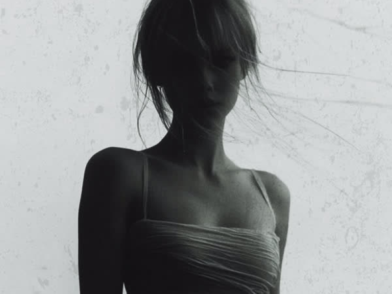 OUT OF SIGHT (Single)