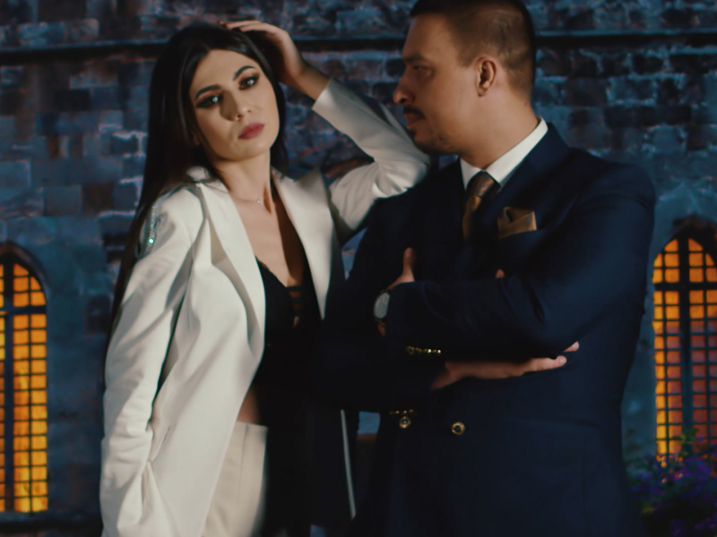 Sa-mi bag ceva in ea de inima (Single)