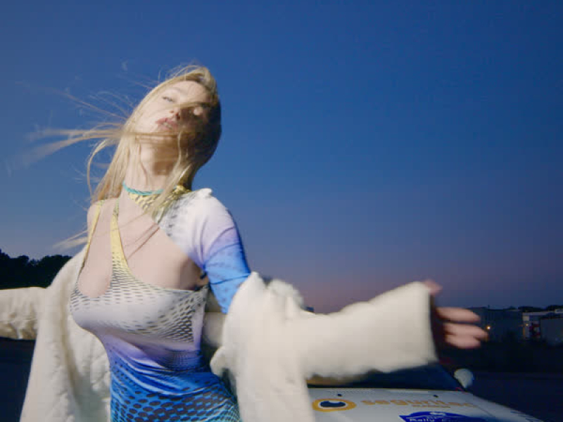 TUM VALORES (Single)