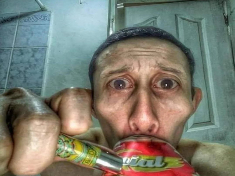 im hanging out with phreshboyswag in tomodachi life (Single)