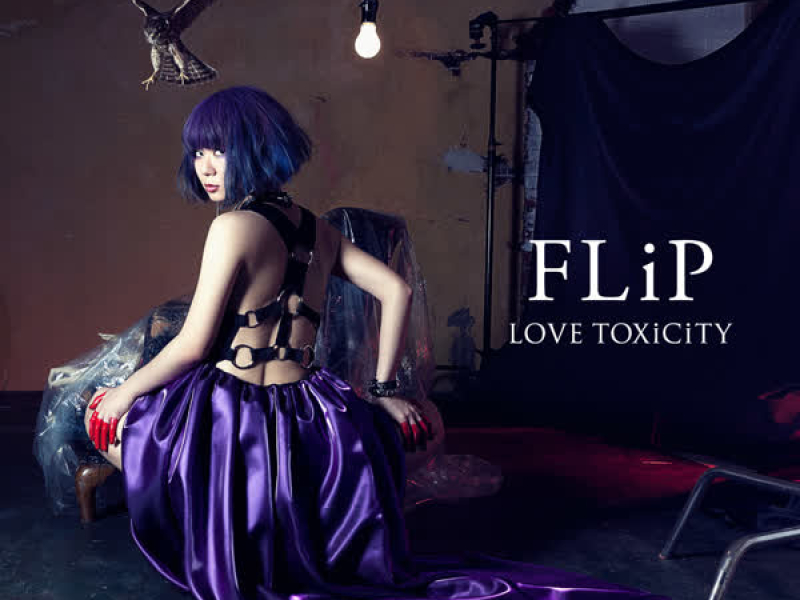LOVE TOXiCiTY