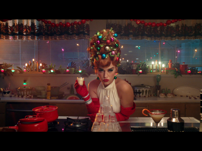 Cozy Little Christmas (MV) (Single)