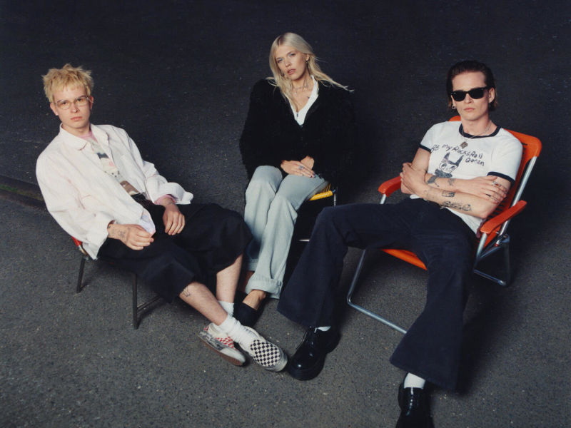 Tom Yum (feat. Kacperczyk) (Single)