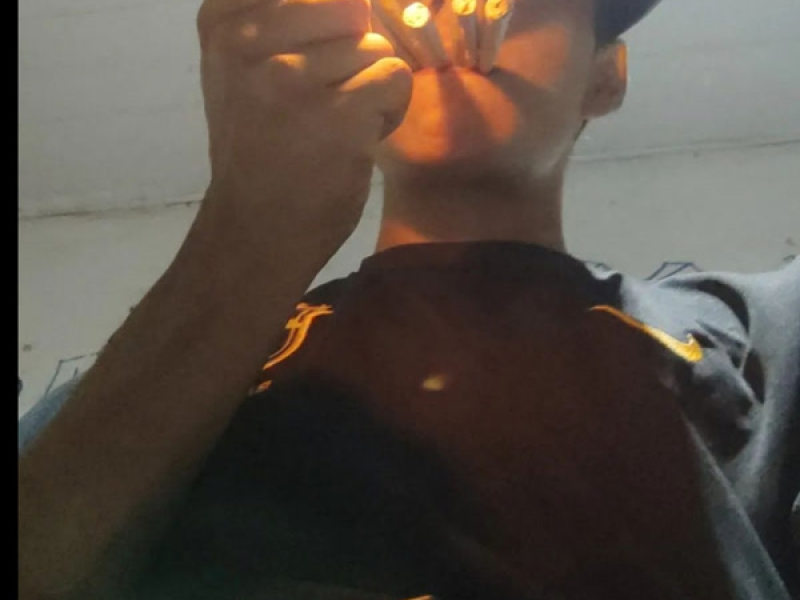 Hollows in belly (Single)