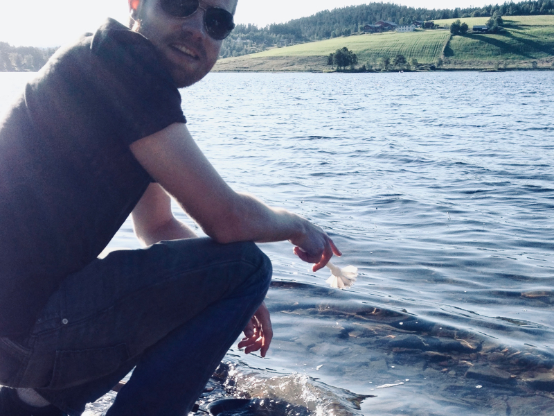 Da vi heist ei bandskjort opp i den sjølsnekra flaggstanga / Skinkeriet på Torshov