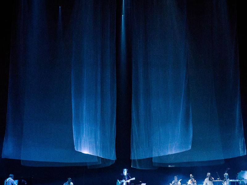 Leave Me Breathless (Live)