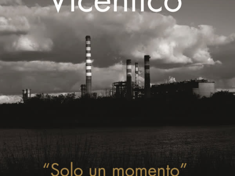 Solo un Momento (Single)