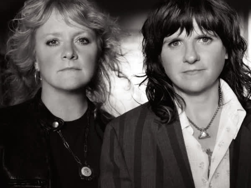 The Essential Indigo Girls